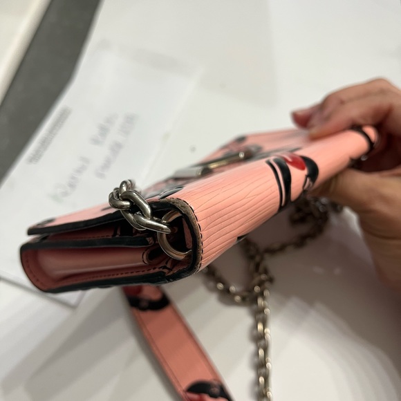 Pink Epi leather chain flower print twist wallet on chain silver hardware - Picture 16 of 16